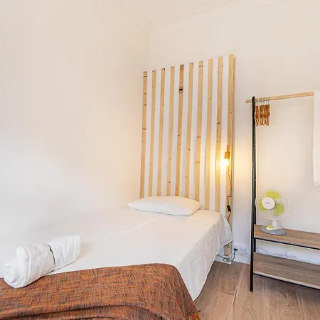 Goa Square By Lisbon With Sintra - Shared Bathrooms 招待所