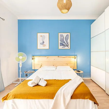 Goa Square By Lisbon With Sintra - Shared Bathrooms 阿马多拉