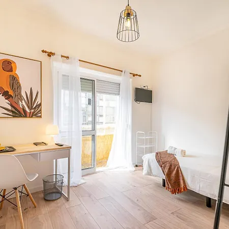 招待所 Goa Square By Lisbon With Sintra - Shared Bathrooms *