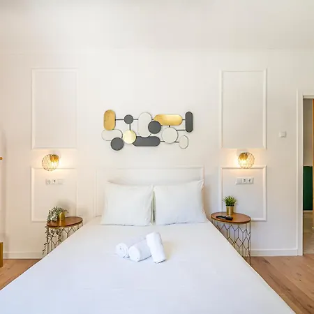 Goa Square By Lisbon With Sintra - Shared Bathrooms *