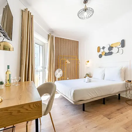 Pensionat Goa Square By Lisbon With Sintra - Shared Bathrooms