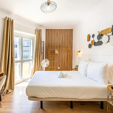 Pensionat Goa Square By Lisbon With Sintra - Shared Bathrooms *