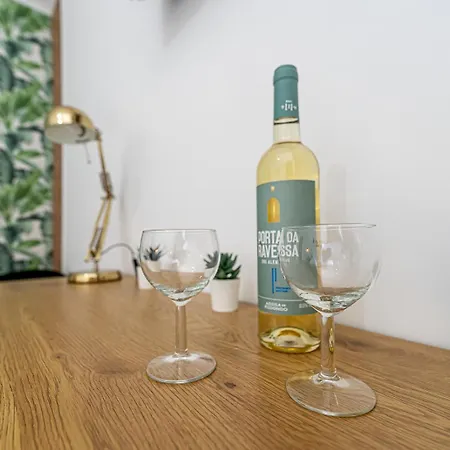 Pensionat Goa Square By Lisbon With Sintra - Shared Bathrooms Amadora